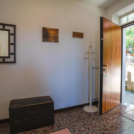 アパート Vento Largo, Casa Anna ヴェンティミーリア