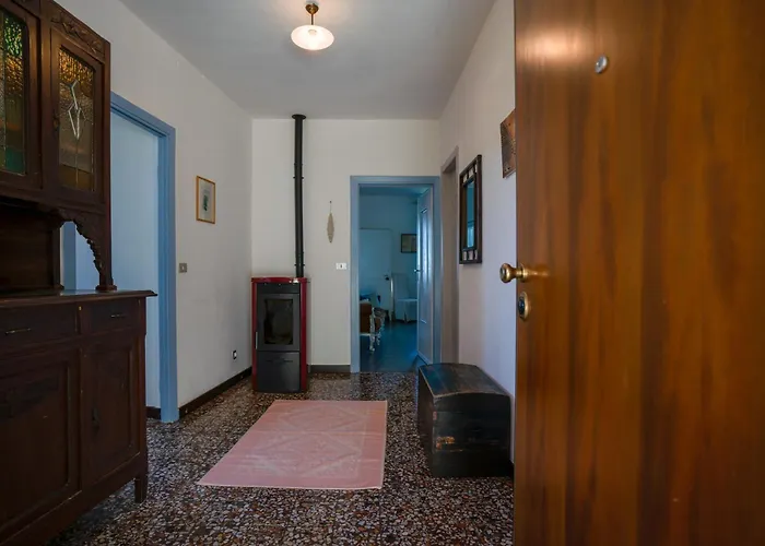 Vento Largo, Casa Anna *